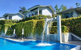 Khaolak Blue Sky Villa