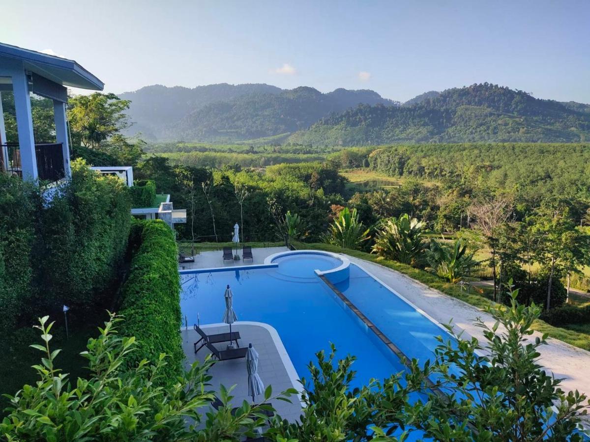 Khaolak Blue Sky Villa Khao Lak Exteriör bild